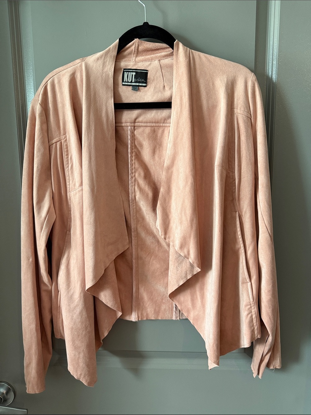Kut from the Kloth Soft Pink Open-Front Suede Jacket
